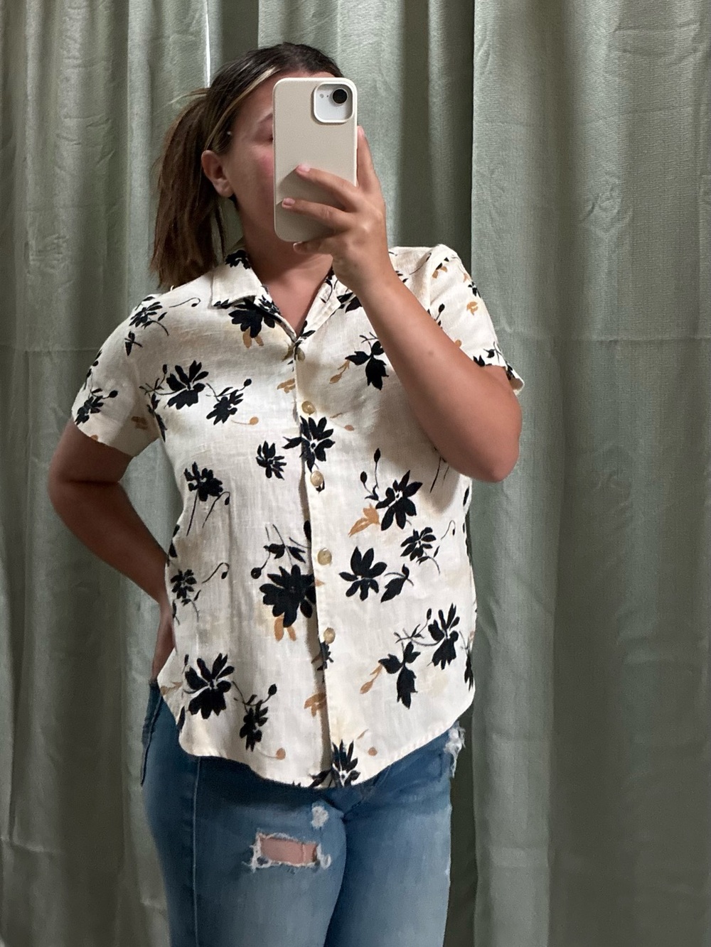 Rafaella White Short-Sleeve Floral Button Down Shirt